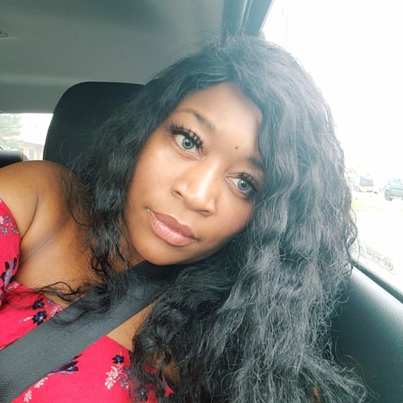 Meet your Posher, Rayshell - Picture 3 of 8